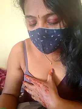 Snapshot of kanikasree chatting on September 25, 8:24 am kanikasree online show from September 25, 8:24 am