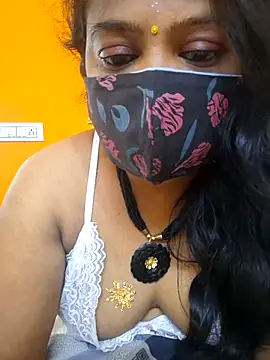 Snapshot of kanikasree chatting on October 14, 8:06 am kanikasree online show from October 14, 8:06 am