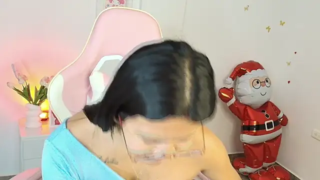 sweet dania  online show from March 5, 8:54 am