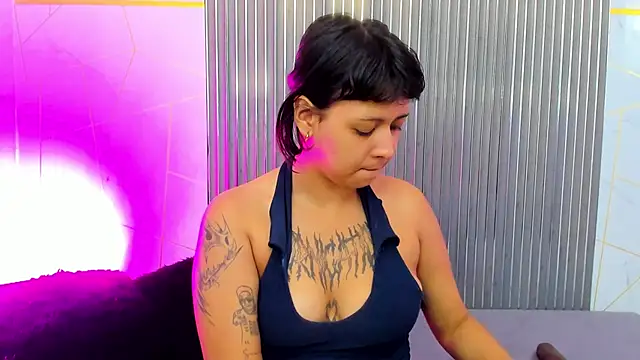 gabriela cortez online show from March 20, 3:00 am