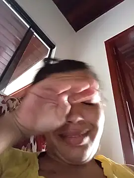 oliveira k online show from April 16, 8:30 pm