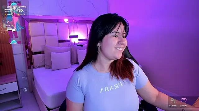 zoes milee online show from December 16, 11:38 am