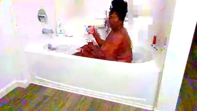 chocolatechipkukky85 online show from July 1, 12:32 am