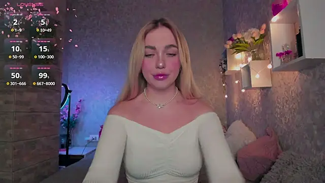 Mika Rayy online show from November 19, 8:42 pm