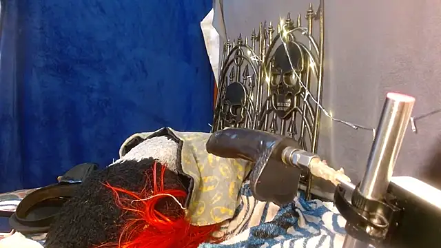 kattislut77 online show from November 16, 8:42 pm