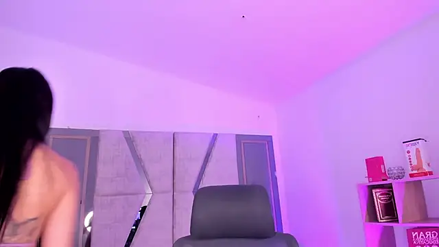 CleeoAdams  online show from September 9, 4:23 am