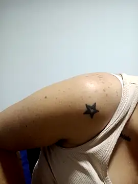 VIANKA 0917 online show from December 4, 4:37 am