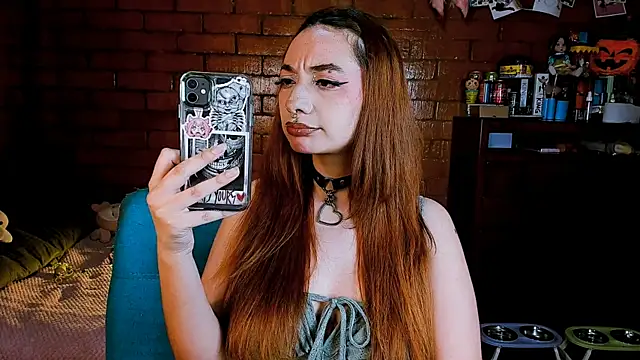 Annycolin  online show from March 18, 9:42 pm