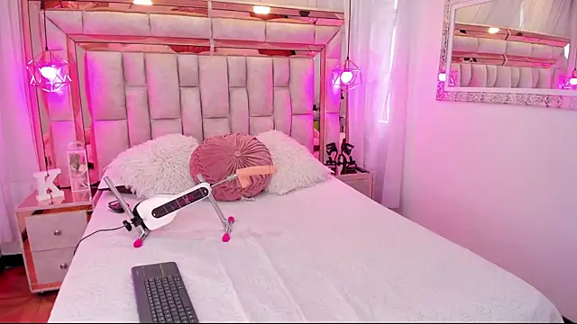 Katalina Evans online show from October 8, 12:09 pm