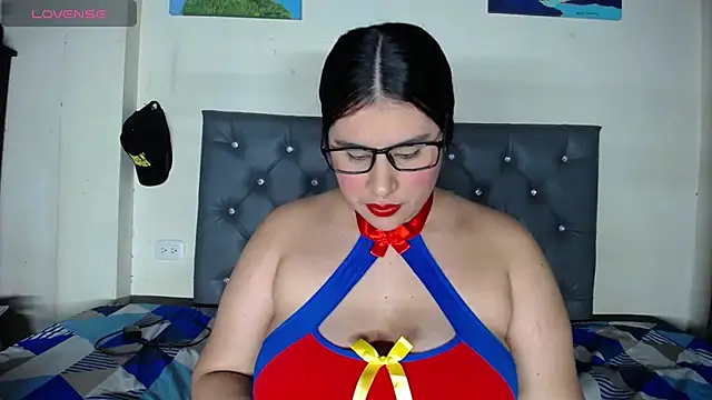 Antonellaa 111 online show from November 16, 5:42 am