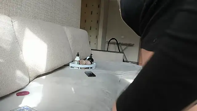 KittyMeawsX online show from September 16, 4:20 am