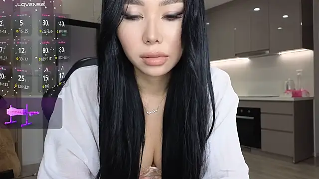 asianqueeny online show from October 30, 5:36 pm