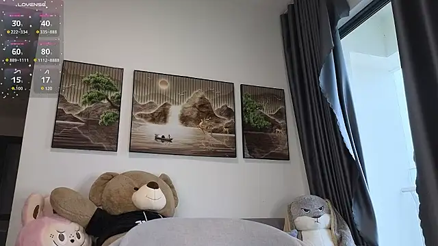 asianqueeny online show from March 1, 12:43 am