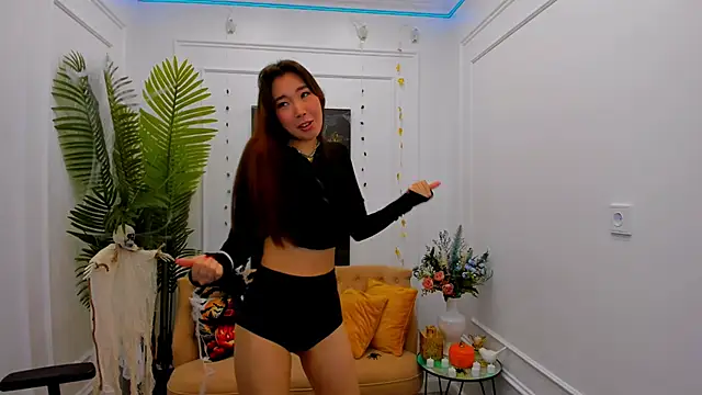 AnnaReyla online show from October 23, 4:29 am