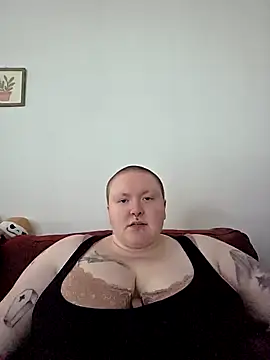 CorgiGodez98 online show from April 16, 12:44 am