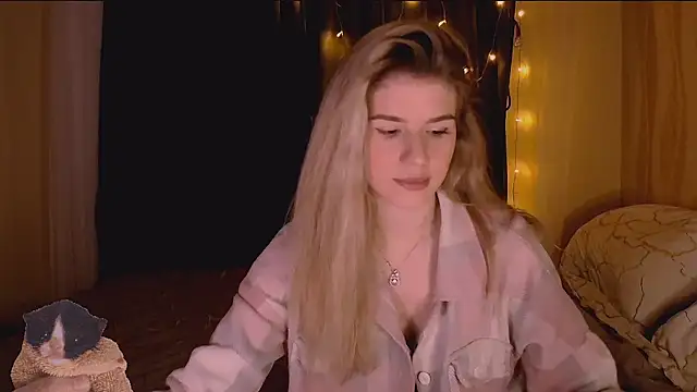 Melissa smith  online show from December 15, 2:00 pm