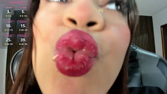 Lolly 18 online show from March 16, 8:13 pm