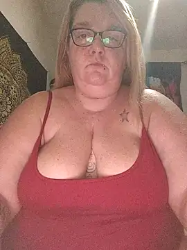 diosacurvy1984 online show from November 15, 6:09 pm