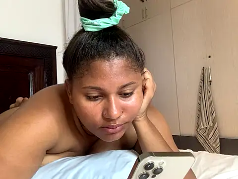 madell online show from October 13, 6:38 am