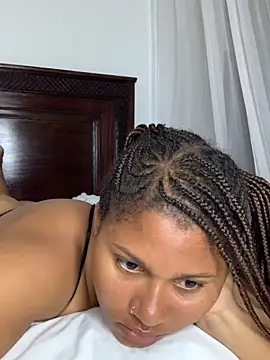 madell online show from October 5, 2:38 am