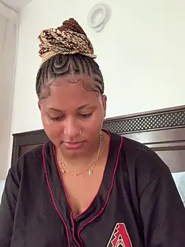 madell online show from March 18, 5:56 am