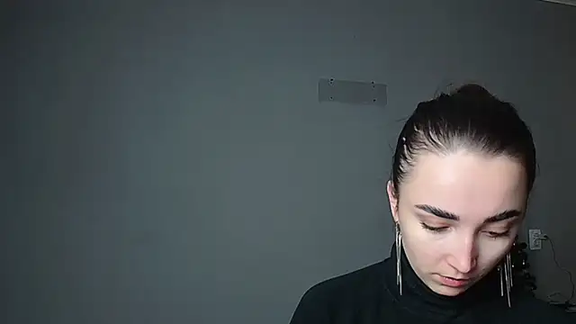 Eva Gloryy online show from February 2, 7:35 pm