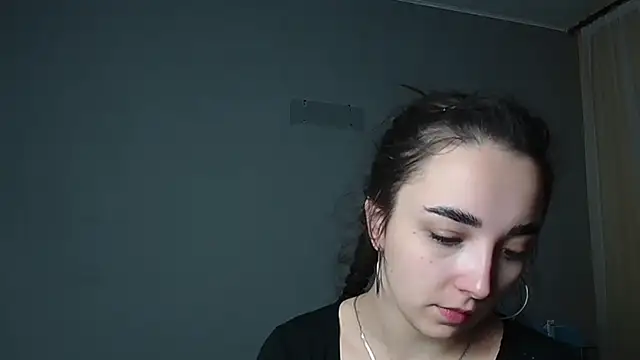 Eva Gloryy online show from December 4, 5:14 pm