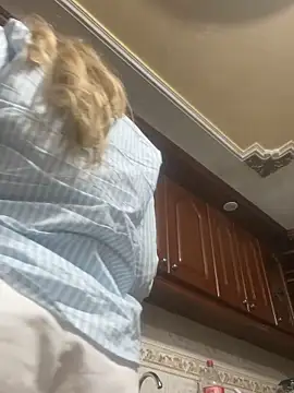 viktoria davis  online show from February 10, 1:52 am