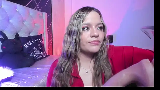 victoria  floyd online show from October 10, 11:20 pm