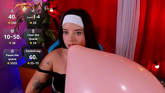 Lia little18 online show from February 5, 10:46 pm