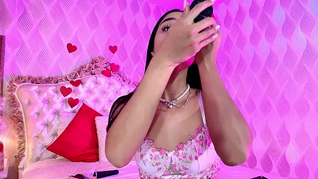 Bella Smiith  online show from February 11, 12:50 pm