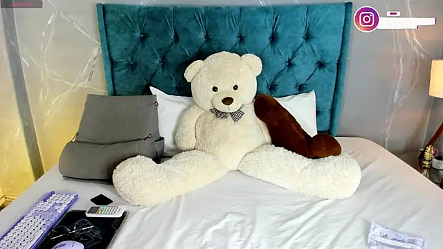 fierygroup online show from April 11, 1:33 am