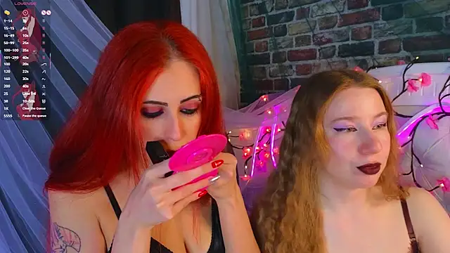 MarjorieBrown online show from March 14, 7:37 pm