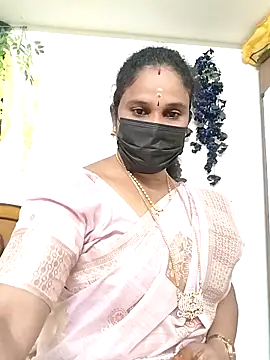 Snapshot of Tamil_Aathira chatting on October 3, 12:54 pm Tamil Aathira online show from October 3, 12:54 pm