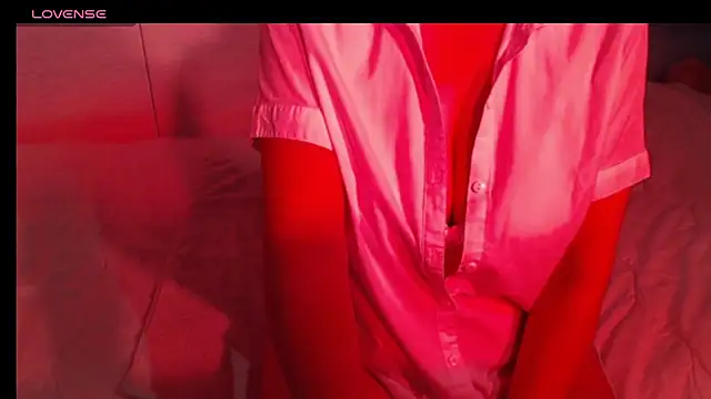 sweetchani666 online show from May 12, 8:00 am