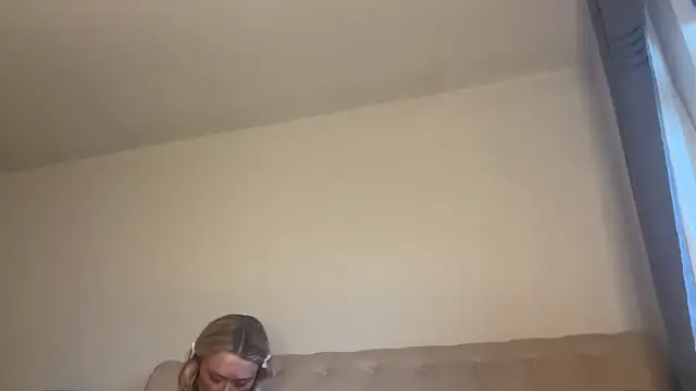 blissdimicco online show from March 17, 6:12 pm