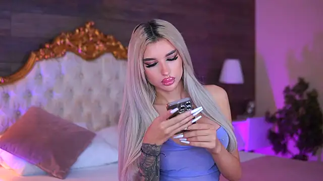 Juicy Jessye online show from October 28, 9:19 pm