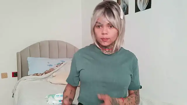 serena  vedette online show from June 5, 8:42 am