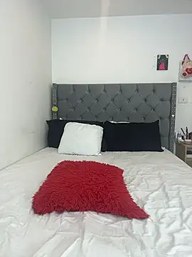 KarlaWild online show from November 26, 5:58 pm