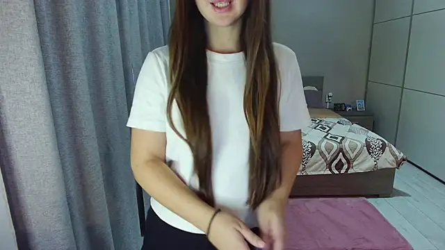 singletrouble online show from September 17, 8:01 am