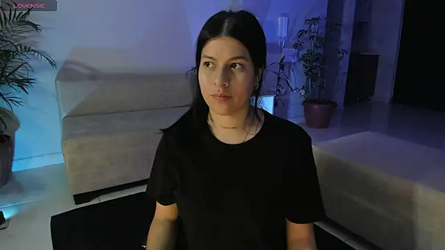 Hannah Jonhson online show from January 15, 3:34 am