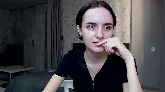 Snapshot of AmelieBanshee chatting on October 6, 11:38 am AmelieBanshee online show from October 6, 11:38 am