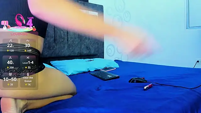 Nicol TransGirl online show from November 20, 4:13 am