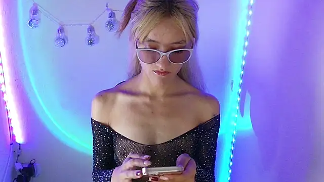 Lya1 ch online show from February 18, 9:36 pm