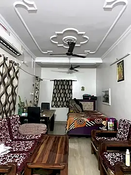 john desihunks online show from November 26, 9:10 am