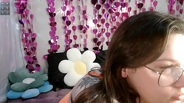 MrsJess online show from May 1, 2:37 am