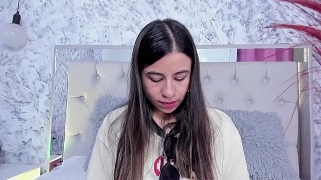 Ariana greenblat online show from October 6, 4:45 pm