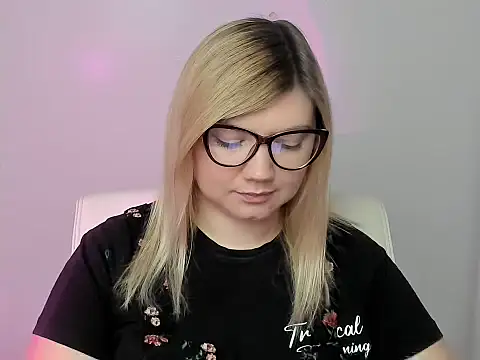 Lola moree online show from October 6, 11:38 am