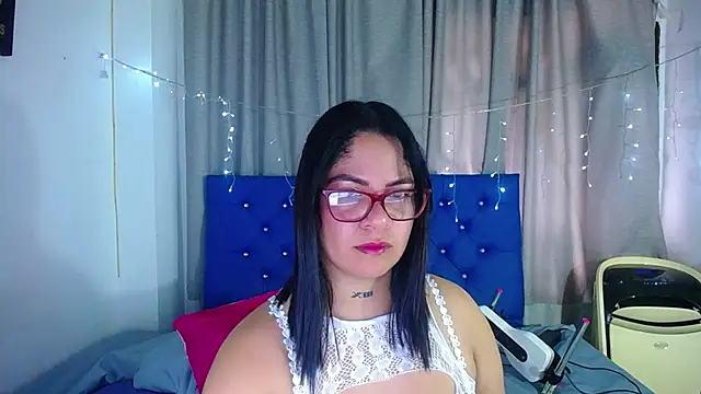 hornny cougar online show from March 2, 7:42 pm