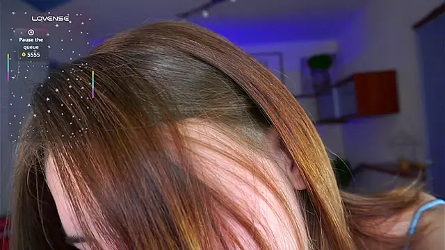 ErlinaBuoy online show from October 20, 5:54 am